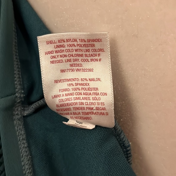 Merona swimsuit - Picture 6 of 7